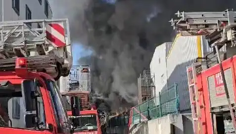Tuzla’daki Fabrika Yangını: Yangın Kontrol Altına Alındı, Son Durum Nedir?