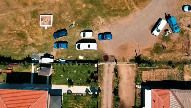 Tekirdağ'da Tefeci Çetesine Yapılan Operasyon: Yüzlerce Senet ve Silah Ele Geçirildi