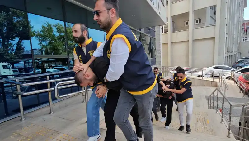 FETÖ Yalanıyla Milyonluk Vurgun: Yüzlerce Mağdur Ortada Kaldı