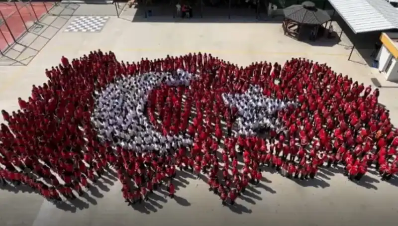 Türkiye'de Eğitimde Devrim: Bin 300 Öğrenci Tek Harita ile Geleceğe Yürüyor