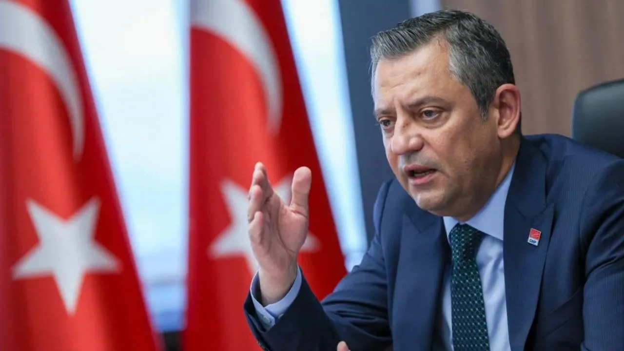 Özgür Özel'den Ahmet Özer Açıklaması: "Kimse Sessiz Kalacağımızı Düşünmesin"