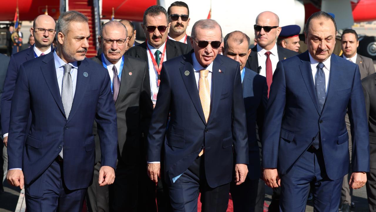 Cumhurbaşkanı Erdoğan Mısır'da