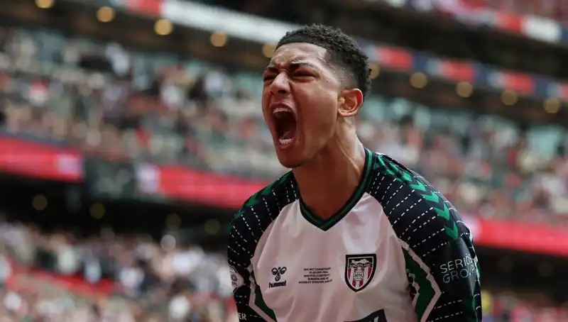 Jobe Bellingham Dortmund'a Transfer Oldu: Futbol Dünyasında Yeni Bir Yıldız Doğuyor