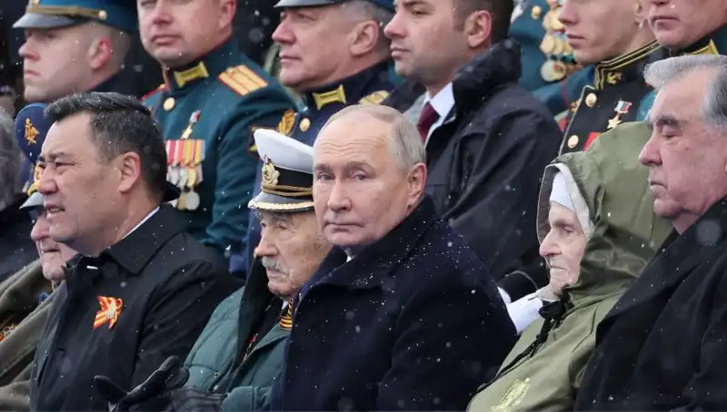 Rus Ordusunun Güçlenme Stratejisi: Putin'den Tarihi Bir Çağrı!