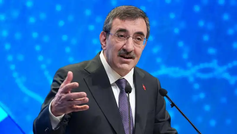 Cevdet Yılmaz'dan CHP Kurultayına Dair Çarpıcı Açıklamalar: Yeni Alternatifler Neler?