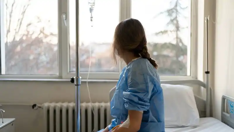 27 Yaşındaki Kadının Meme Kanseri Hikayesi: Doktorlar Ciddi Değil Demişti