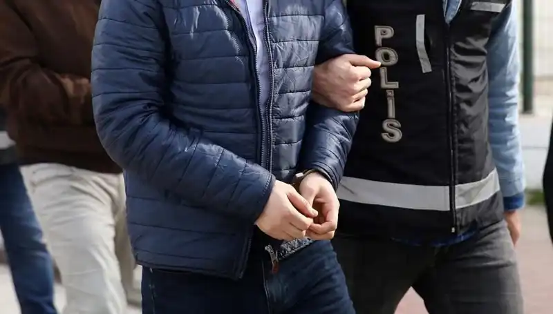 İstanbul ve Ankara'da Sahte İçki Operasyonu: 52 Tutuklama Gerçekleşti
