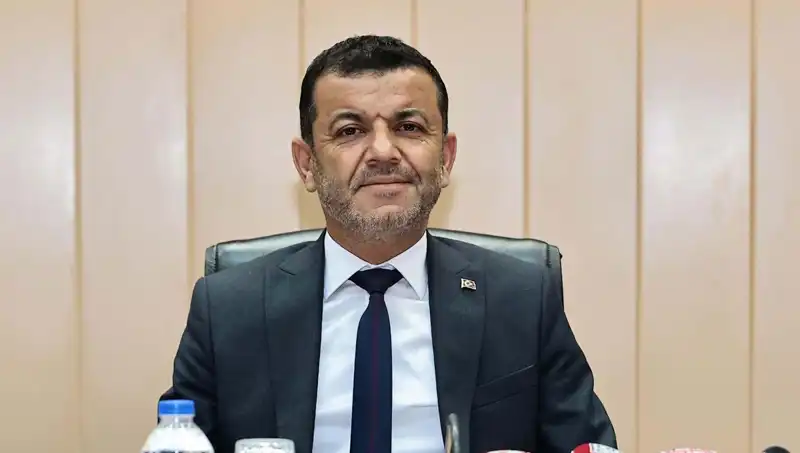 Bülent Nuri Çavuşoğlu: CHP Kurultayı Divan Başkanı'nın İnanılmaz Hayat Hikayesi