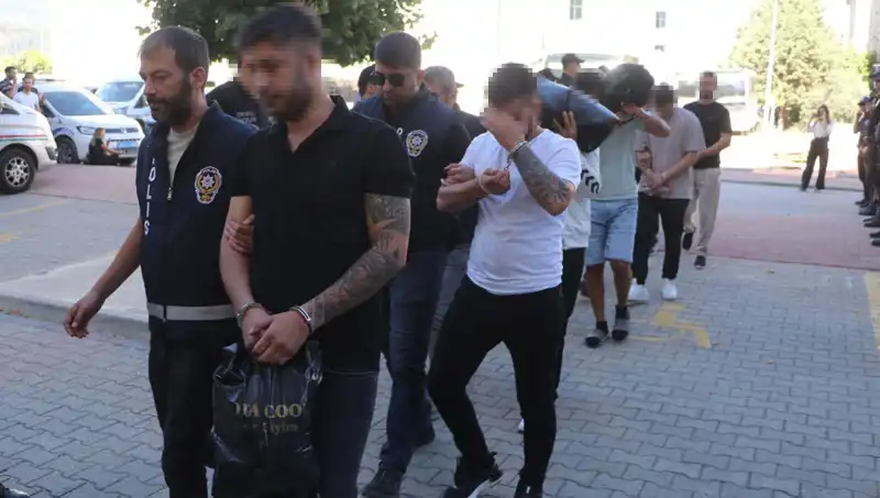 Sahte Eskort İlanıyla 12 Milyon Lira Dolandırıcılığı: Kurbanlar Neler Yaşadı?