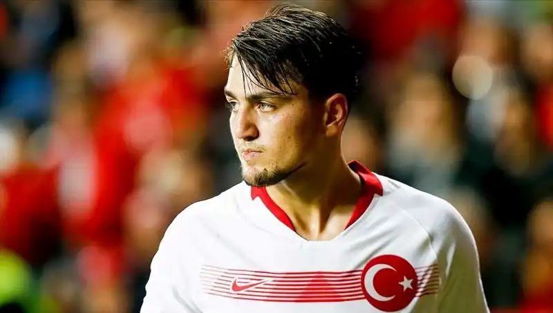 Beşiktaş, Milli Futbolcu İçin Girişimlere Başladı: Cevap Merak Ediliyor!