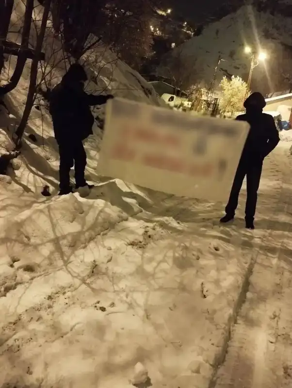 Tunceli'de Terör Örgütü Propagandası Yapan 3 Şüpheli Tutuklandı: Olayın Detayları