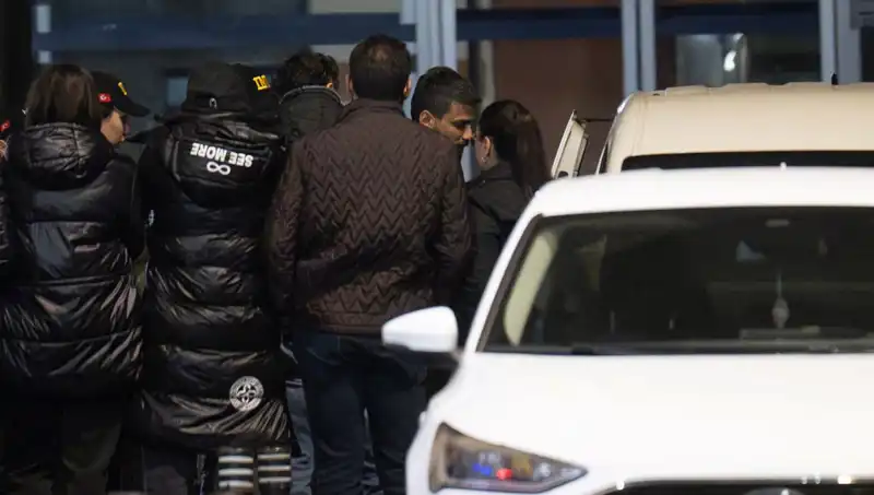 Sosyal Medyada Şok Suçlamalar: Dilan Polat ve Engin Polat Gözaltında!