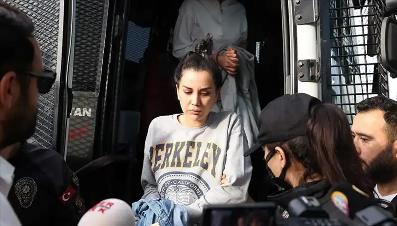 Dilan Polat’ın Instagram Hesabı Neden Erişime Kapalı? Hesabı Kapatma Nedenleri