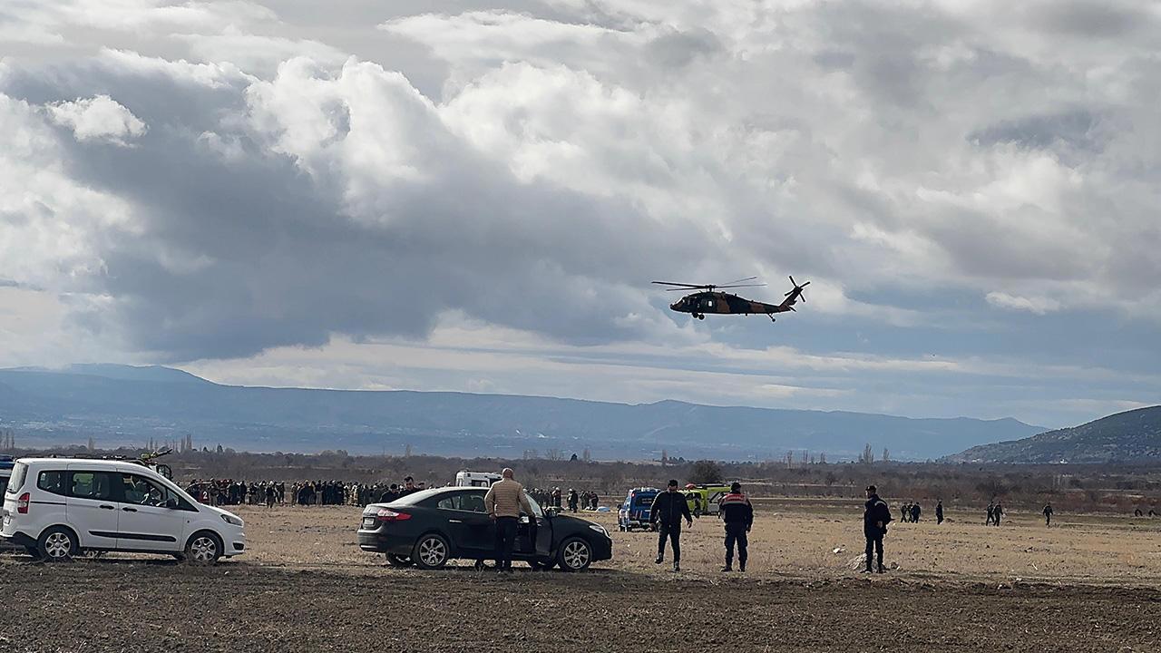 Isparta'da Askıeri Helikopter Düştü <br>