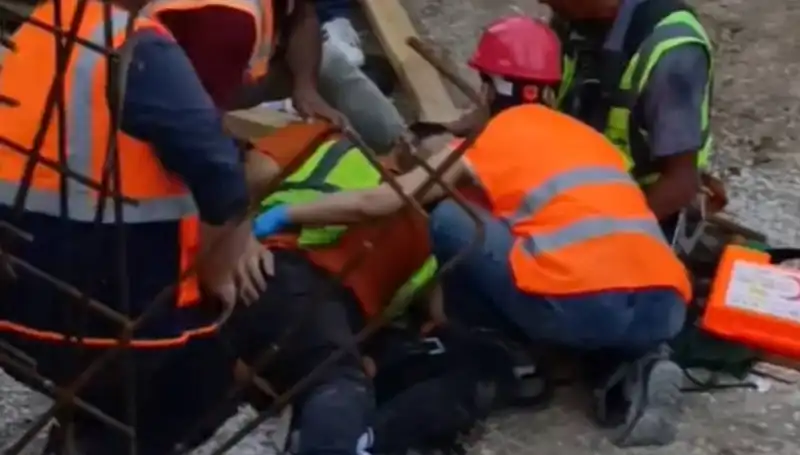 Adana’da İnşaat Kazası: İki İşçi Yaralandı, Detaylar Şoke Edici