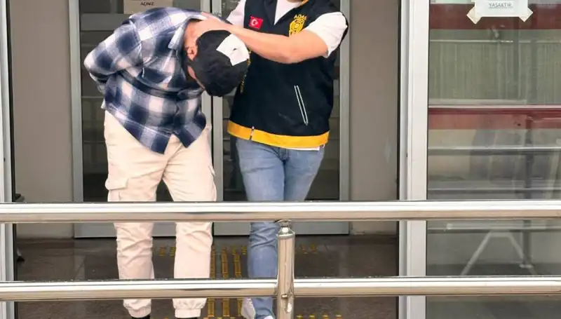 Kardeşler Arasında Korkunç Kavga: Kafaya Şişe Vurarak Haince Can Aldı