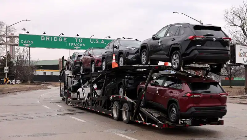 Toyota, ABD'de Hibrit Araç Üretimini Artırma Kararını Açıkladı