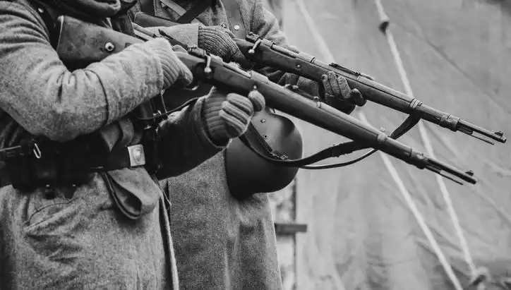 İngiliz İstihbarat Şefinin Dedesinin Gizli Nazi İlişkileri Ortaya Çıktı