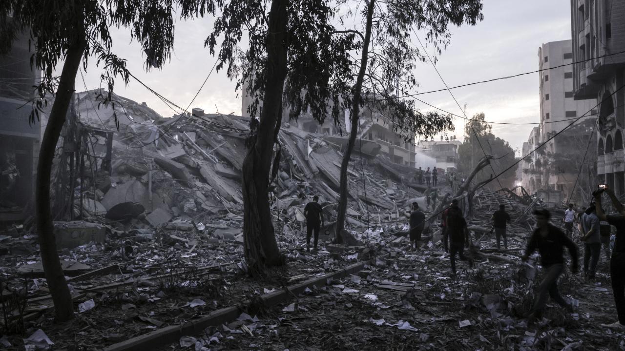 İsrail'in Gazze saldırılarında 8 kişi hayatını kaybetti