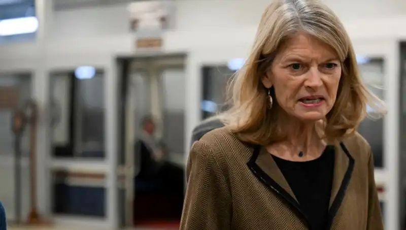 Cumhuriyetçi Senatörden Şok İtiraf: Trump Korkusu Herkesin Üzerinde