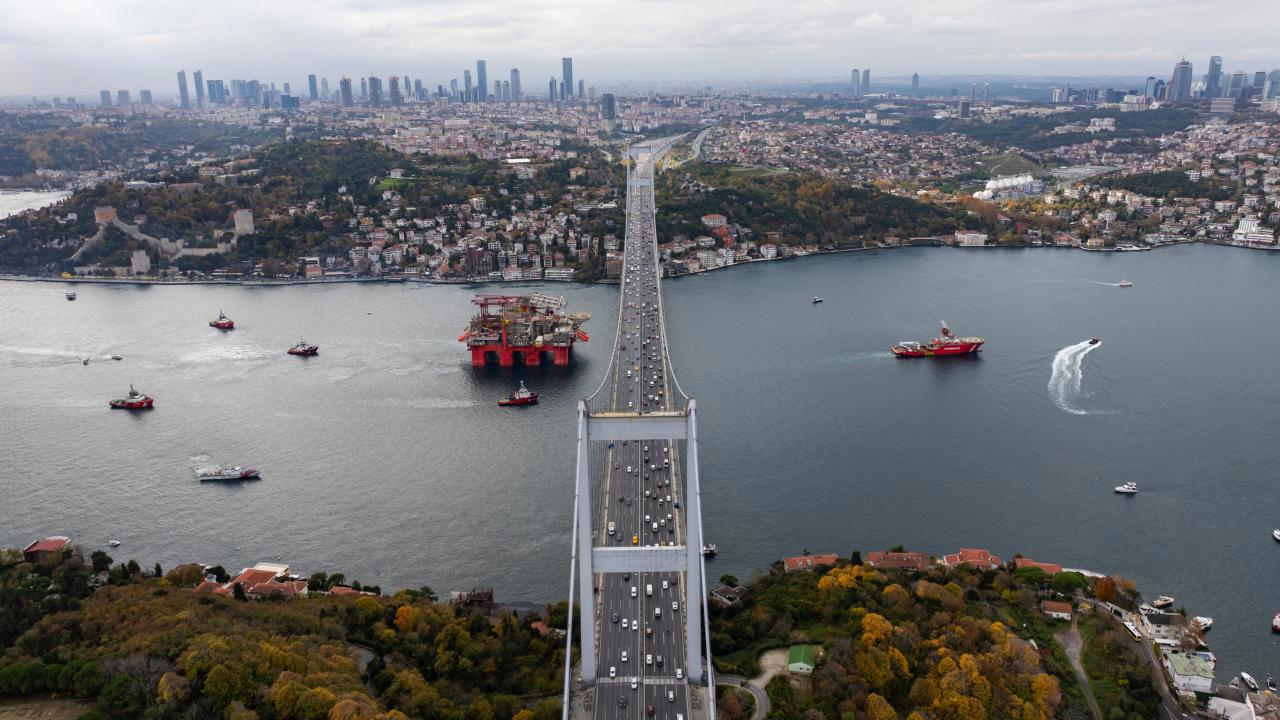 İstanbul Boğazı'nda Gemilerin Trafiği Durduruldu