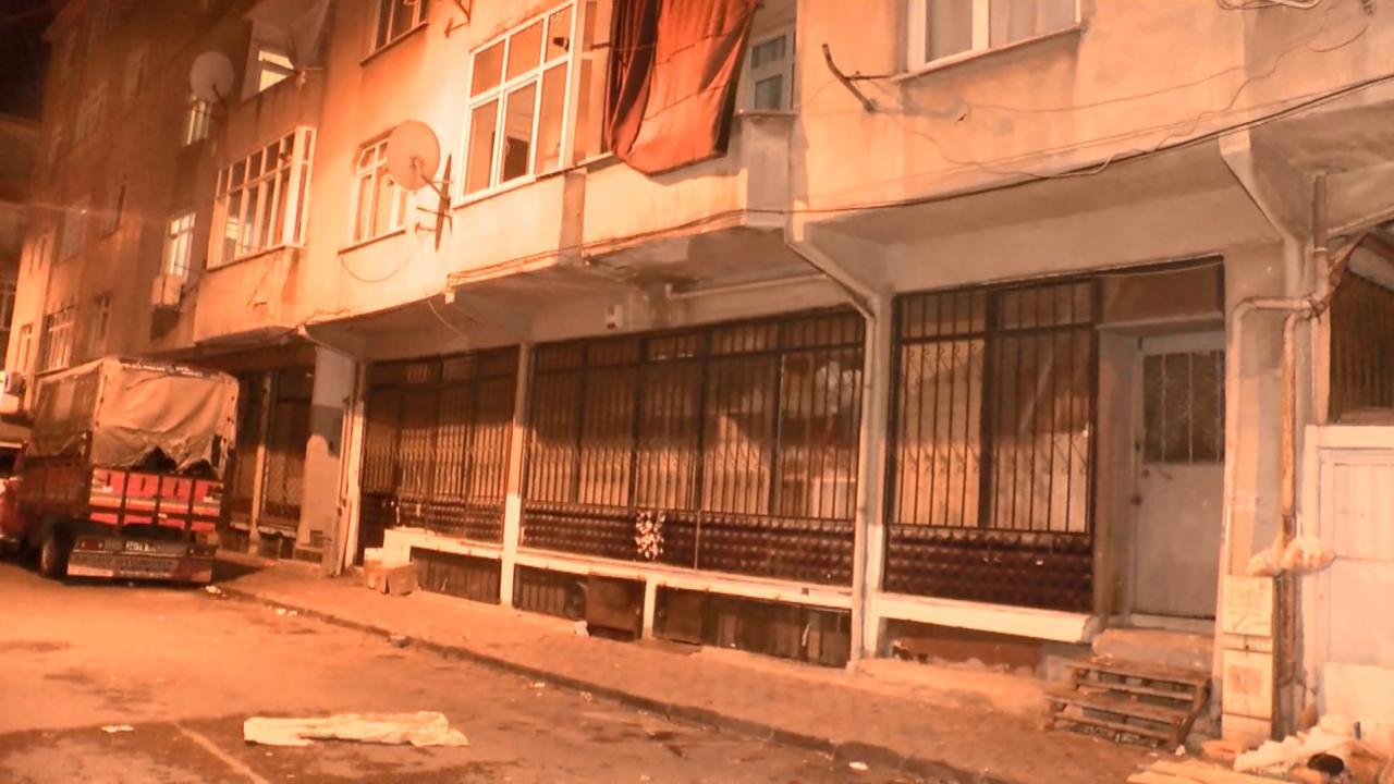 Esenlerdeki 6 Katlı Binada Endişe Veren Durum