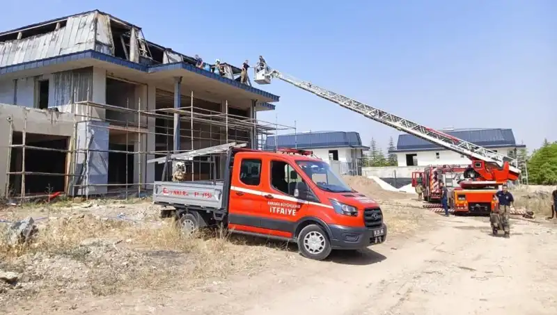 Gölbaşı'nda Villalar Yangınla Tehdit Altında: Bir Mahalle Nasıl Yok Oluyor?