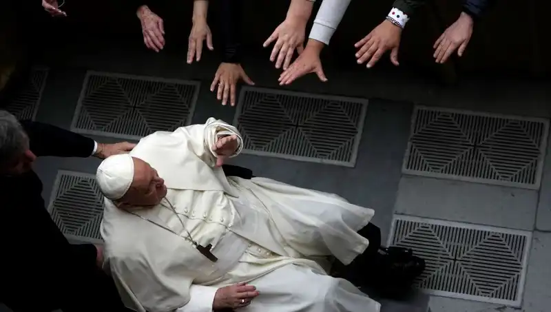 600 Yıl Sonra İkinci Kez: Papa Francis’in İstifası Gerçek mi Olacak?