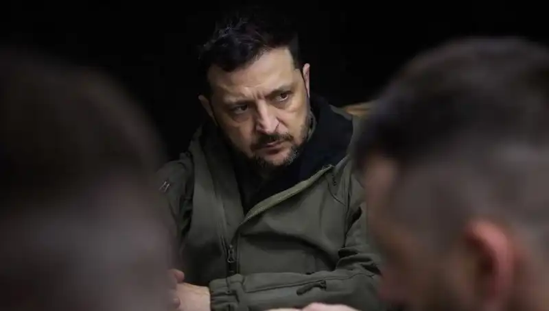 Zelenski: Rusya, Kuzey Kore Üretimi Füzeleri Savaşta Kullanıyor!