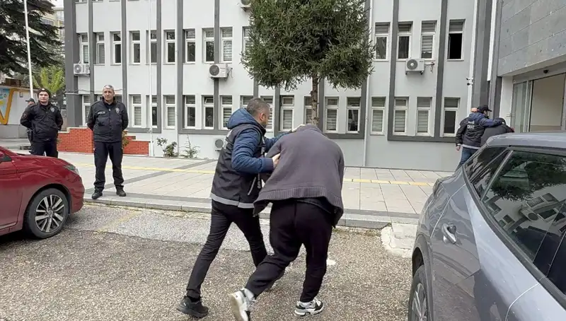 10 Bin Sentetik Ecza Hapı Ele Geçirildi: 20 Gözaltı ile Operasyonun Ardındaki Gerçekler