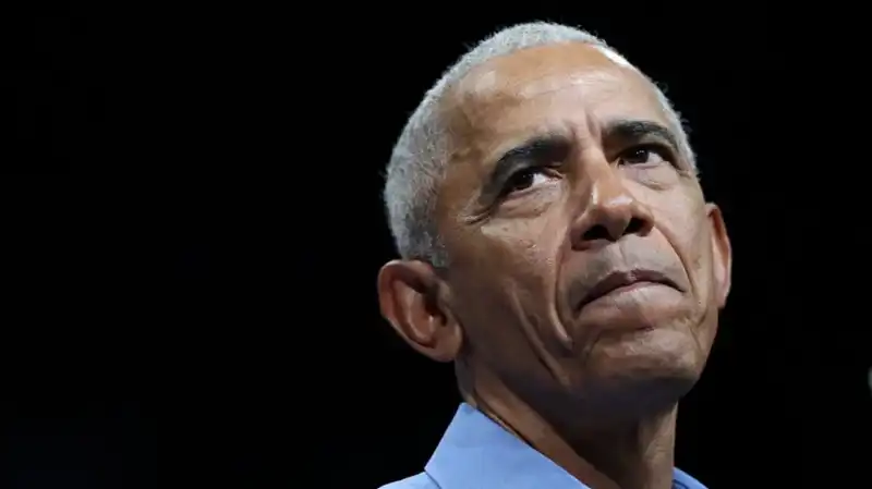 Obama'nın Şok Açıklaması: "Uzaylılar Gerçekten Var mı?"