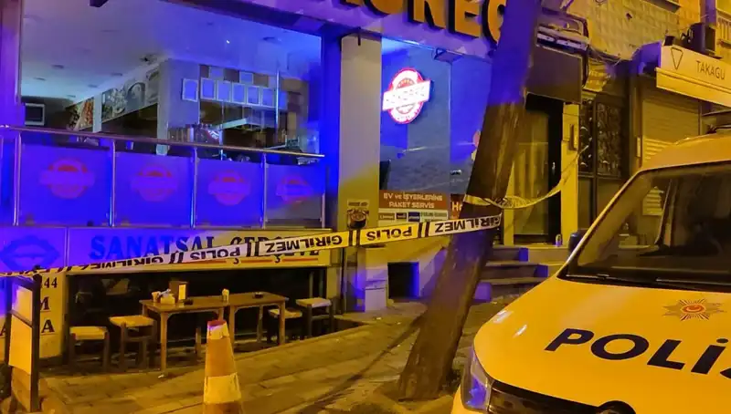 Üsküdar'da Çöp Kavgası: Komşular Arasında Çıkan Tartışma Traji Komediye Dönüştü