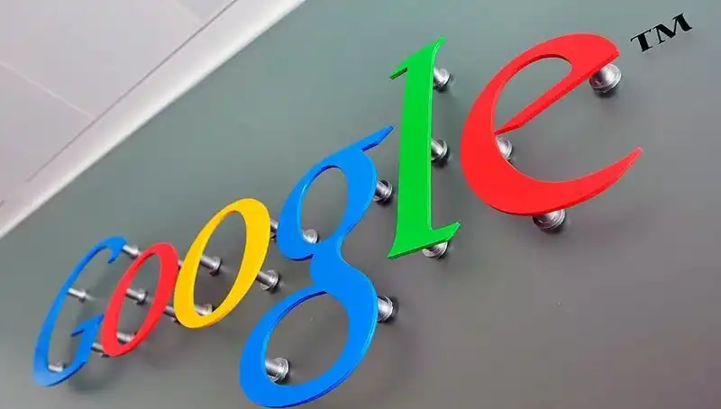 Google’ın Canlı Görüşme Çevirisi: Dil Engelini Kaldırıyor
