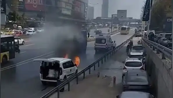 Yangın Söndürme Taktikleri: Yanan Araca TOMA ile Anında Müdahale