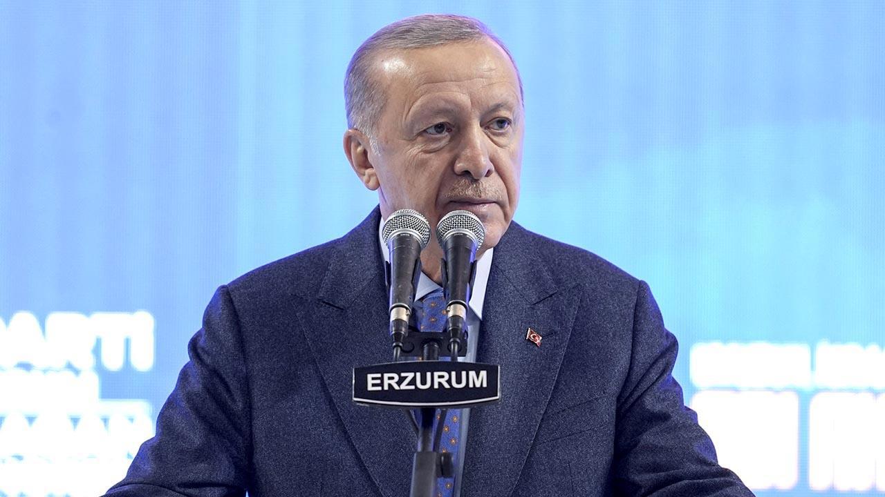 Cumhurbaşkanı Erdoğan, Türkiye'nin Bölgenin Kilit Ülkesi Kimliğine Vurgu Yaptı