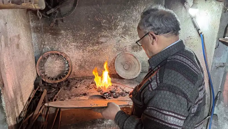20 Metrekarelik Dükkanında Baba Mesleğini Yaşatan Girişimci Hikayesi